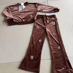 ベロアセットアップ