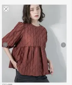 オペークドットクリップ　ふくれジャガード　ペプラムブラウス　ブラウン　Mサイズ