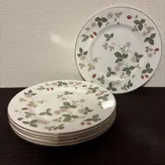 【美品】ウェッジウッド　ワイルドストロベリー　プレート17.5cm バラ売り可能 美品】ウェッジウッド ワイルドストロベリー プレート17.5cm バラ売り
