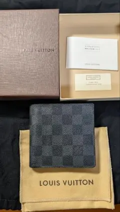 LOUIS VUITTON ダミエ グラフィット ポルトフォイユ　二つ折り財布のサムネイル