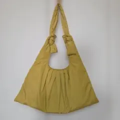 美品　カシェリエ　ショルダーバッグのサムネイル