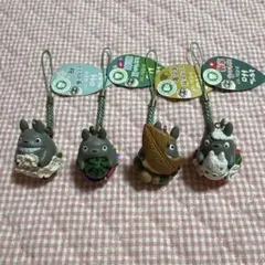 どんぐり共和国。となりのトトロ。春夏秋冬ストラップ。