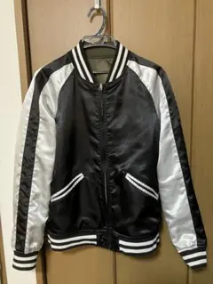 アーバンリサーチ　リバーシブルスカジャン/MA-1 Lサイズのサムネイル