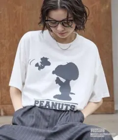 PEANUTS別注 ピーナッツ スヌーピー 刺繍オーバーサイズ半袖Tシャツ　Lのサムネイル