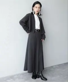 overE_新品未使用_ マーメイドトレンチワンピース：チャコール - メルカリ