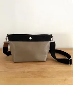 Breath TOPKAPI 舟形ショルダーバッグ