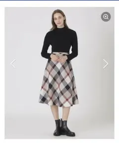 店舗限定クレストブリッジチェックサキソニーニットドッキングドレス