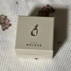 NOJESS イニシャルチャーム　Y