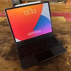 iPad Pro 12.9インチ第4世代 512GB Magickeyboard