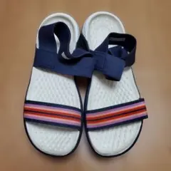 Crocs LiteRide サンダル ネイビーのサムネイル