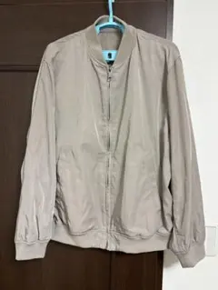 グローバルワーク ライトクリーンブルゾン Mサイズ