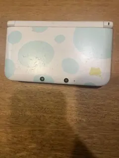 ニンテンドー3DS LL ホワイト/水色のドット／充電器