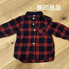 無印良品　赤と黒のチェック柄長袖シャツ 90