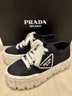 PRADA 厚底 ダブルホイール Re-Nylon スニーカーのサムネイル