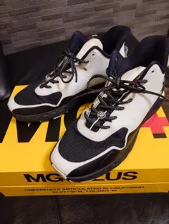 定価5万ジーフォア　ゴルフシューズ 27.5 定価5万ジーフォア ゴルフシューズ 27.5 定価5万ジーフォア ゴルフ