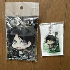 進撃の巨人 リヴァイ エレンアクリルキーホルダー