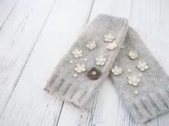 【信楽焼】＊単品＊　素敵なおはな　陶器　伝統工芸　イヤリング　ブローチ　ヘアゴム