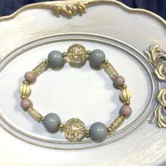 ビーズのブレスレット♡①姫系