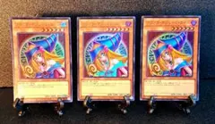 【美品】【交渉可】遊戯王　ブラックマジシャン　4枚セット 2026年最新】 遊戯王 アートコレクション ブラックマジシャンの人気