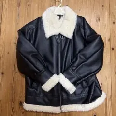 ムートンコート