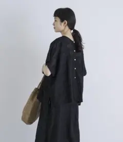 美品HAVERSACK 60リネンポプリンスリーブレスカーディガンかぐれ2025