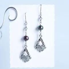 淡水パール&スワロフスキーのピアス◇シルバーのひし形パーツで可愛い◇匿名配送