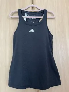 adidas タンクトップ ヨガ・ピラティス・ランニングのサムネイル
