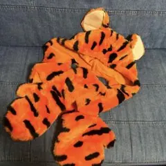 美品ディズニーリゾート ティガー フード付きマフラー ファンキャップ 帽子 手袋