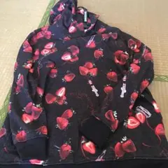TRAVAS TOKYO CIVARIZE イチゴ パーカーのサムネイル