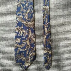 LUCIANO SOPRANI 花柄シルクネクタイ MADE IN ITALYのサムネイル