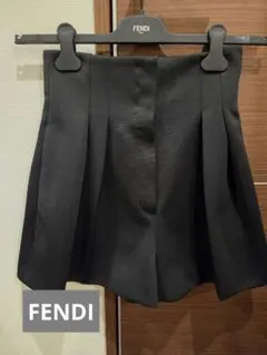 FENDI フェンディ ハイウエストショートパンツ ブラックのサムネイル