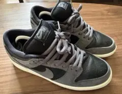 NIKE SB DUNK LOW PRO グレー ブラックのサムネイル