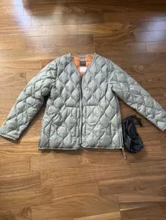 タイオン TAION ミリタリー Vネックジップ ダウンジャケット