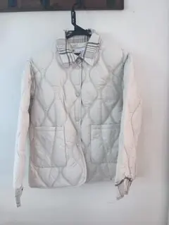 タグなし未使用品　中綿ジャケット　L レディース　アイボリー