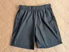 ユニクロ ウルトラストレッチアクティブショートパンツ メンズ Mサイズ ブラック