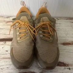 NIKE AIR MAX 270 ベージュ系 スニーカーのサムネイル