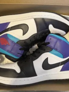 Nike Air Jordan 1 ホワイト/ブラック/パープル