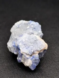 タンザナイト 灰簾石 原石 鉱物標本 天然石 110 - メルカリ