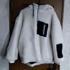 フード付きボアジャケット　白