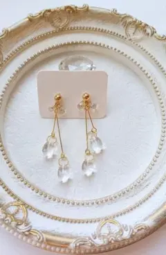 ドロップガラスビーズピアス✧イヤリング ハンドメイド 揺れる