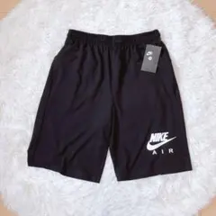 タグ付き新品⭕️NIKE ナイキ　ハーフパンツ　黒　アウトドア　ロゴ　人気 XL