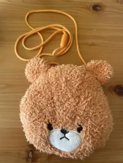 クマ型オレンジポシェット