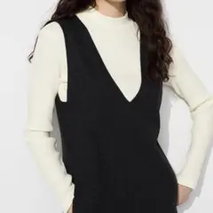 UNIQLO（ユニクロ） リブハイネックT