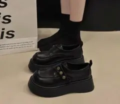 厚底 ローファー 黒 スタッズ SHEIN ワンホン ミュール