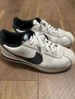 Nike ローカット スニーカー ホワイト/ブラック