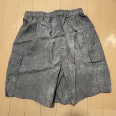 Reebok グレー ハーフパンツ