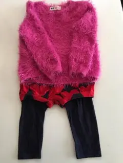 トップス、ショートパンツにレギンス付きセット