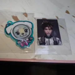 岩田剛典さんめじるしチャームとステッカーセット新品ガチャ