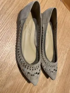 Le Talon グレージュ　ベージュ　スエード調 フラットシューズ 24㎝