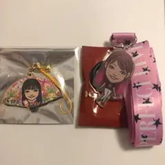 須田アンナ ネックストラップ 扇形木札